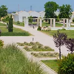 Hotel Masseria Fontana Di Vite 4*