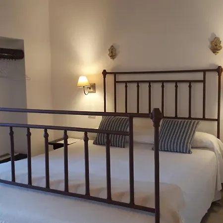 Masseria Fontana Di Vite Matera