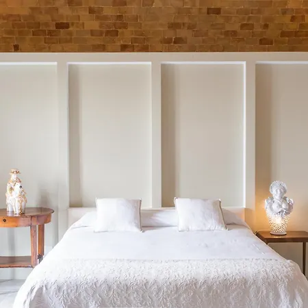 Masseria Fontana Di Vite ホテル 4*