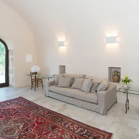 ホテル Masseria Fontana Di Vite 4*