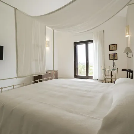 Отель Masseria Fontana Di Vite
