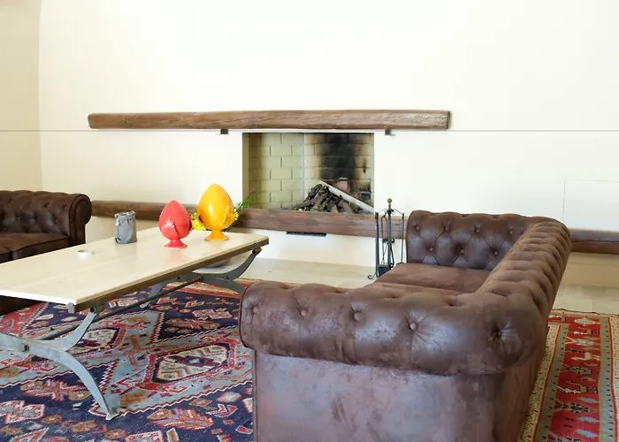 Masseria Fontana Di Vite Hotel