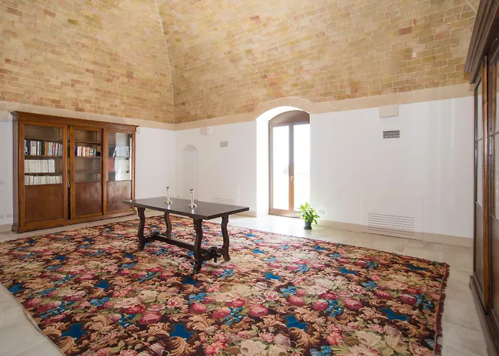 Masseria Fontana Di Vite Hotel