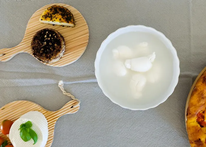 Hotel Masseria Fontana Di Vite 4*